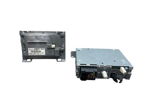 Radio PEUGEOT 208 I (CA_, CC_) 1.2 VTI 82 | BP25531136E6