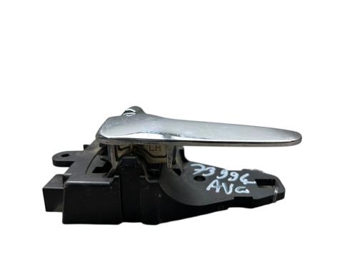 Venstre foran invendig håndtak MITSUBISHI L200 / TRITON (KA_T, KB_T) 2.5 DI-D 4WD (KB4T) | BP29842606I13