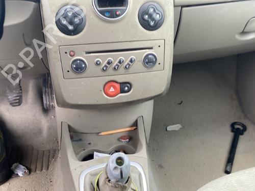 Headlight switch RENAULT CLIO III (BR0/1, CR0/1) | BP25573878I24 - Image 27