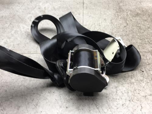 Used Front right seatbelt Front right seatbelt RENAULT MASTER III Van (FV) 2.3 dCi 135 FWD (FV0N, FV08, FV06, FV00, FV1S) (136 hp) 25557626 25557626