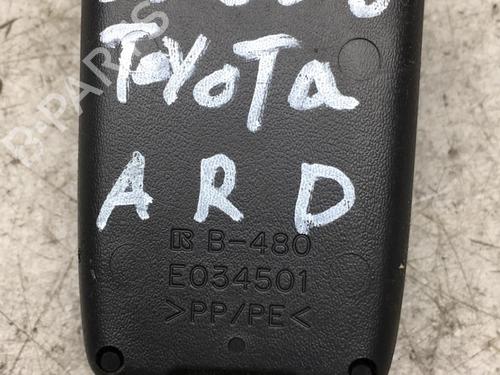 Used Seat buckle Seat buckle TOYOTA RAV 4 II (_A2_) 2.0 D 4WD (CLA20_, CLA21_, CLA20R, CLA21R) (116 hp) 25534090 25534090