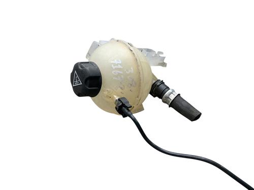 Used Expansion tank PEUGEOT 308 II (LB_, LP_, LW_, LH_, L3_) 1.6 BlueHDi 120 (120 hp) 27605135
