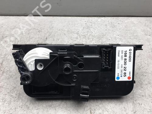Used Climate control Climate control MERCEDES-BENZ A-CLASS (W168) A 170 CDI (168.009, 168.109) (95 hp) 25537857 25537857