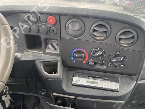 Left front indicator IVECO DAILY III Van 35 C 12 V, 35 S 12 V (AGKA43A2, AGKB43A2, AGKB46A2,... | BP25546459C32  - Image 18