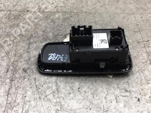 Used Left front window switch Left front window switch FORD FIESTA VII (HJ, HF) 1.5 ST EcoBoost (200 hp) 25580326 25580326