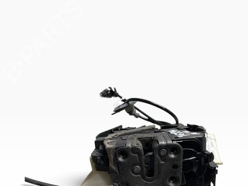 front-left-lock-renault-megane-iv-hatchback-b9amn_-2015-40271298 main image
