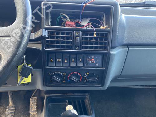 Left front indicator RENAULT 19 I (B/C53_) 1.7 | BP25529422C32 