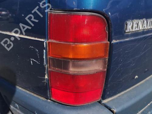 Right headlight RENAULT ESPACE II (J/S63_) 2.1 TD (J633, J634, J/S635, J/S63D) | BP25583877C29 