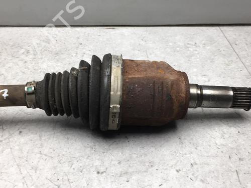Used Left front driveshaft FIAT PANDA (312_, 319_) 1.3 D Multijet (312PXL1A) (75 hp) 25533172