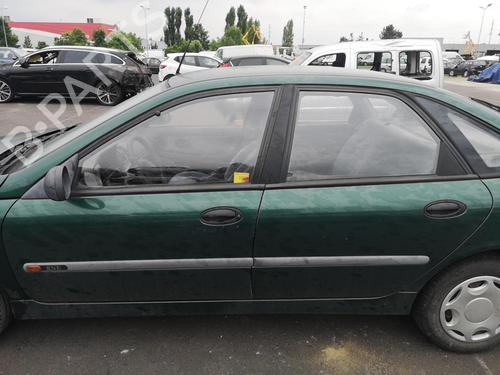 Left taillight RENAULT LAGUNA I (B56_, 556_) 1.8 (B56Z) | BP25517339C34 