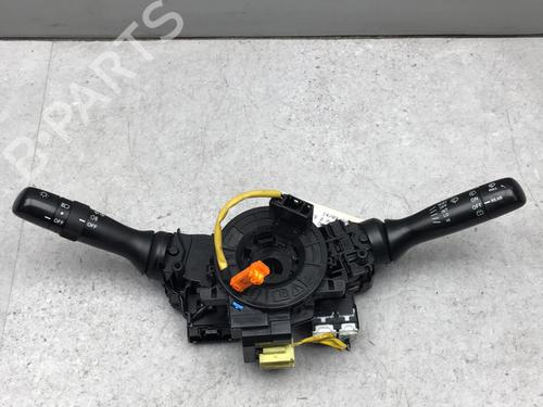 Used Steering column stalk TOYOTA YARIS (_P9_) 1.4 D-4D (NLP90_, NLP90R) (90 hp) 25557723