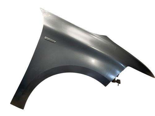 Used Right front fenders CITROËN C4 Picasso II 1.6 HDi / BlueHDi 115 (115 hp) 28300825