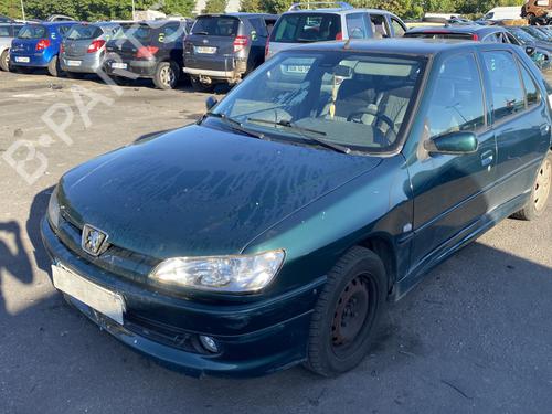 Used Parts PEUGEOT 306 Hatchback (7A, 7C, N3, N5) 1.8 16V (110 hp) 4222918