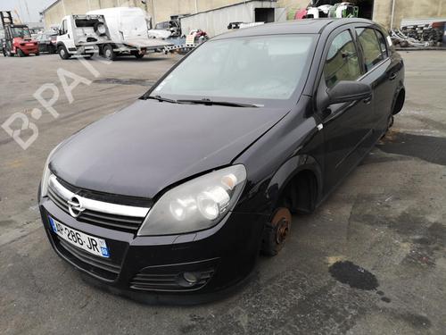Left taillight OPEL ASTRA H (A04) 1.7 CDTI (L48) | BP25538545C34 