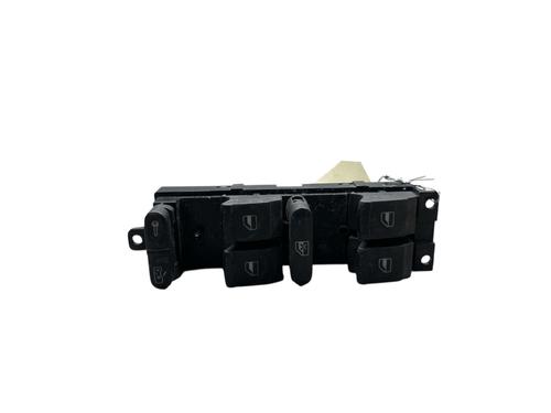 Interrupteur de vitre avant gauche VW PASSAT B5.5 (3B3) 1.9 TDI (130 hp) 25591767