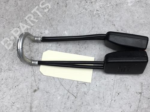 Used Seat buckle VW GOLF III (1H1) 1.8 (90 hp) 25533434