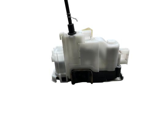 rear-left-lock-fiat-tipo-hatchback-356_-357_-2016-29247920 main image