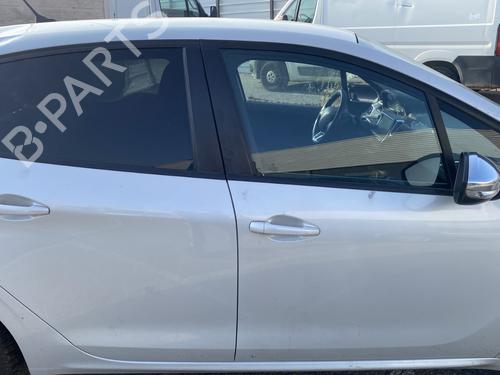 Right front fog light PEUGEOT 208 I (CA_, CC_) 1.6 HDi / BlueHDi 75 | BP29975918C31