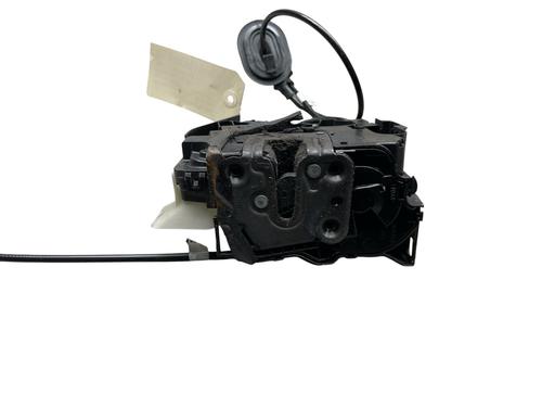 front-left-lock-renault-megane-iv-hatchback-b9amn_-2015-34480794 main image