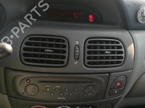 Høyre baklys RENAULT SCÉNIC I MPV (JA0/1_, FA0_) 1.9 dTi (JA0N) | BP25576863C35 