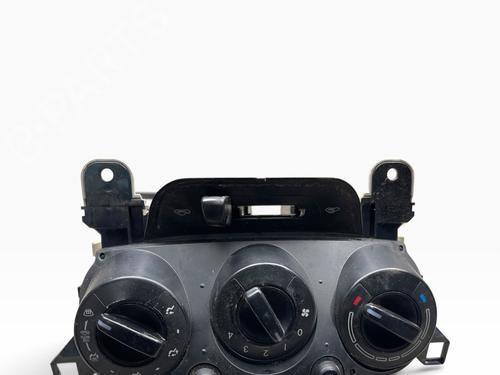 climate-control-mazda-2-de_-dh_-2007-2008-2009-2010-2011-2012-2013-2014-2015-30937278 main image
