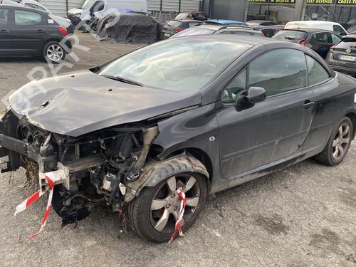 Brugte PEUGEOT 307 CC (3B) 2.0 HDi 135 (136 hp) 4402693