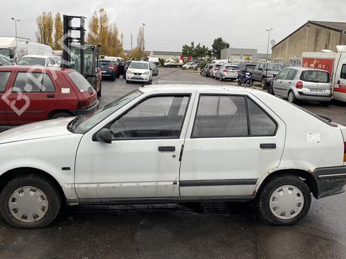 Left front indicator RENAULT 19 I Chamade (L53_) 1.9 D (L534, L53J) | BP25570516C32 - Image 20