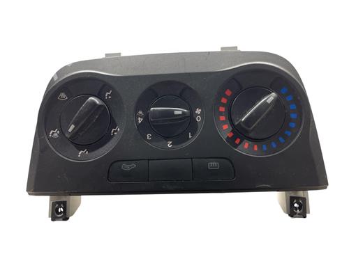 Used Climate control FIAT GRANDE PUNTO (199_) 1.3 D Multijet (75 hp) 25550052