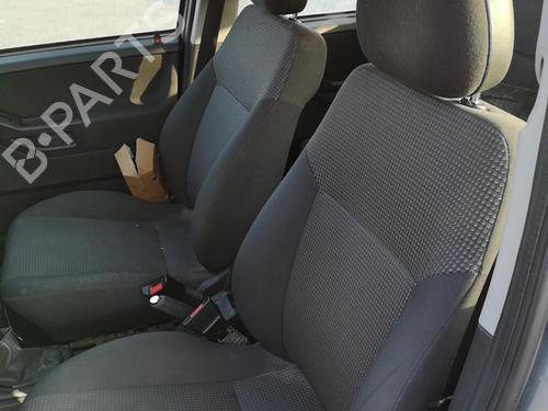 Right headlight OPEL MERIVA A MPV (X03) 1.4 16V Twinport LPG (E75) | BP25560710C29