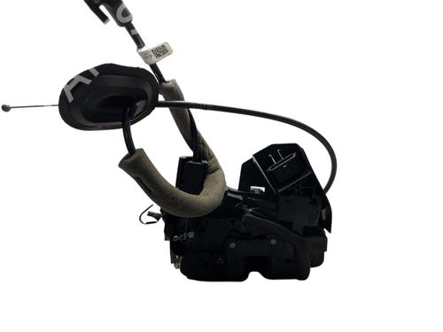 rear-right-lock-renault-megane-iv-hatchback-b9amn_-2015-25569448 main image