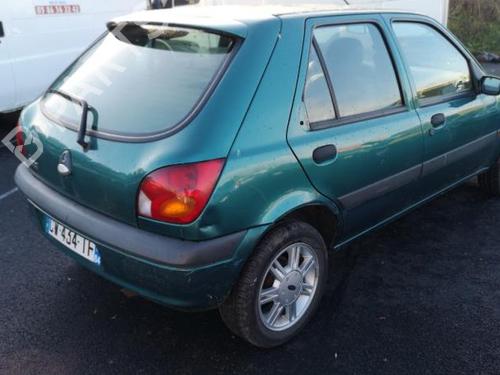 Right headlight FORD FIESTA IV (JA_, JB_) 1.4 i 16V | BP25524679C29 