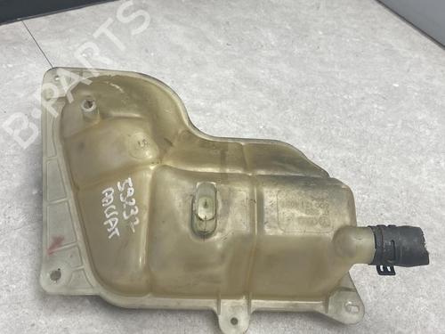 expansion-tank-vw-passat-b55-variant-3b6-2000-2001-2002-2003-2004-2005-25583280 main image