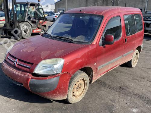 Retrovisor izquierdo CITROËN BERLINGO / BERLINGO FIRST Box Body/MPV (M_) 1.9 D 70 (MBWJZ, MCWJZ) | BP25541118C26 