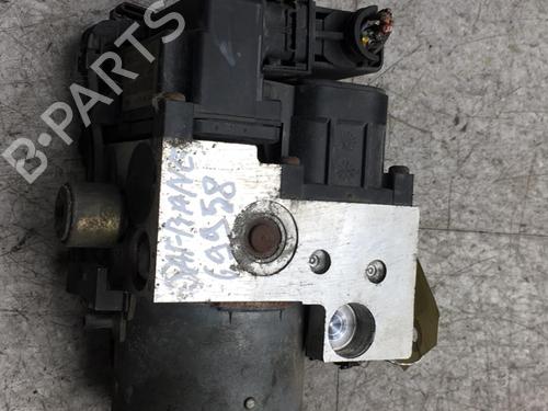 Used ABS pump RENAULT SAFRANE II (B54_) 2.0 16V (B54L) (136 hp) 25529323