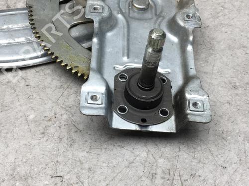 Used Rear left window mechanism Rear left window mechanism TOYOTA COROLLA (_E12_) 1.4 D (NDE120_, NDE120R) (90 hp) 25556429 25556429