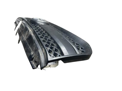 grille-toyota-rav-4-ii-_a2_-2000-2001-2002-2003-2004-2005-36057768 main image