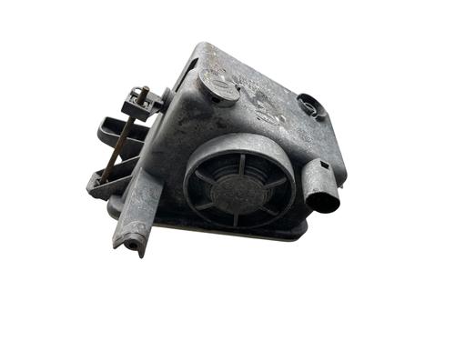 right-front-fog-light-opel-corsa-c-x01-2000-2001-2002-2003-2004-2005-2006-2007-2008-2009-32703101 main image