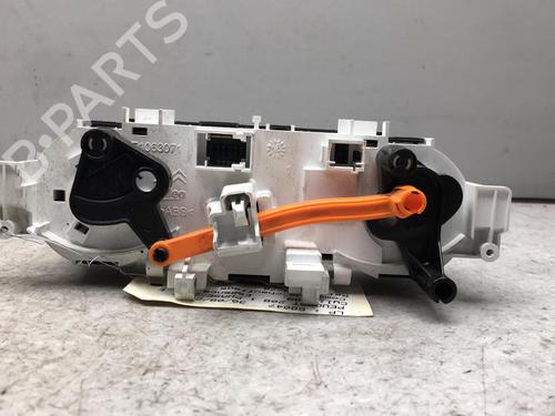 Used Climate control PEUGEOT 208 I (CA_, CC_) 1.0 VTi (68 hp) 25581062