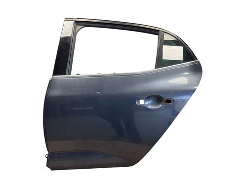 left-rear-door-renault-megane-iv-hatchback-b9amn_-2015-34220330 main image