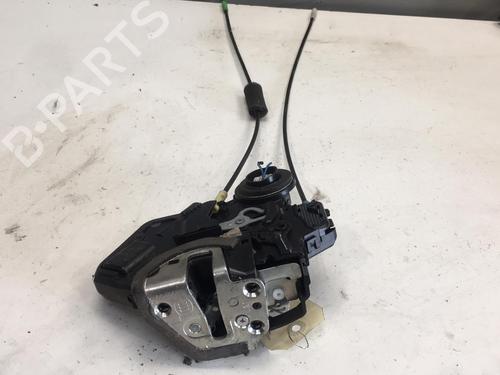 Used Rear left lock SUZUKI GRAND VITARA II (JT, TE, TD) 1.9 DDiS All-wheel Drive (JT419, TD44, JB419WD, JB419XD,... (129 hp) 25575096