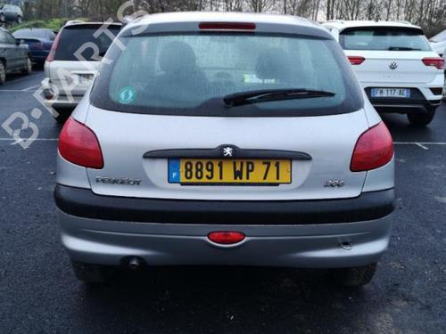 Viskermotor vindrute PEUGEOT 206 Hatchback (2A/C) 1.4 i | BP25584324M29 