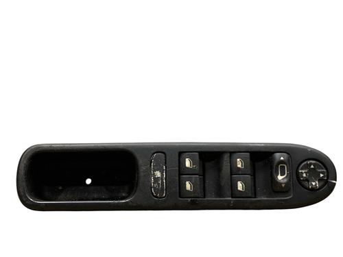 Used Left front window switch PEUGEOT 207 (WA_, WC_) 1.6 16V (109 hp) 25530009