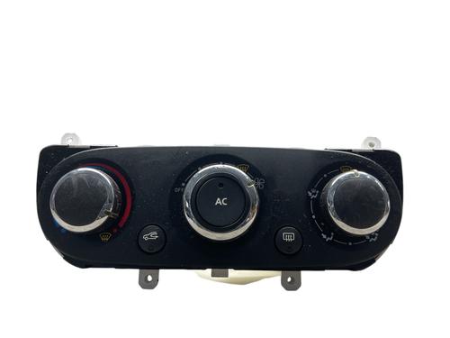 Used Climate control RENAULT CLIO IV Grandtour (KH_) 1.5 dCi 90 (KHN3, KHN4) (90 hp) 25509568