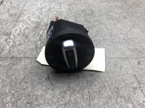 Used Headlight switch Headlight switch VW GOLF VI (5K1) 1.6 TDI (105 hp) 25552175 25552175