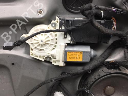 Vindusheismekanisme venstre foran VW BORA I (1J2) 1.9 TDI | BP25529550C22 