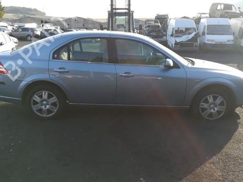 Left headlight FORD MONDEO III (B5Y) 2.0 16V TDDi / TDCi | BP25553459C28 