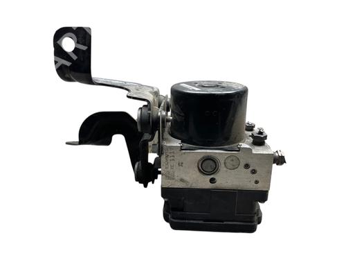 Used ABS pump ABS pump FORD FIESTA VI (CB1, CCN) 1.4 TDCi (70 hp) 30858835 30858835