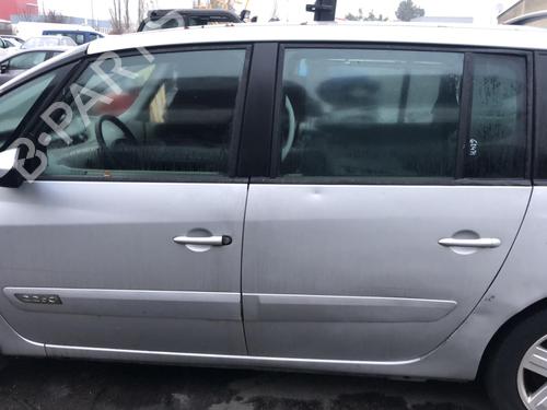 Left front fog light RENAULT ESPACE IV (JK0/1_) 2.2 dCi (JK0H) | BP25575555C30  - Image 17