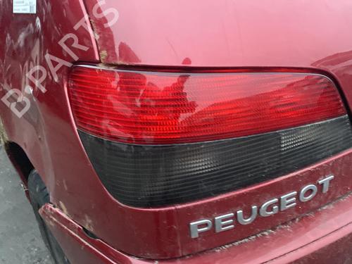 Left headlight PEUGEOT 306 Hatchback (7A, 7C, N3, N5) 1.8 16V | BP25546480C28 
