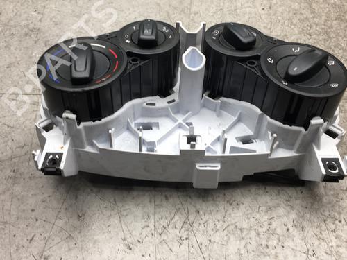 Used Climate control FORD KA (RU8) 1.2 (69 hp) 25551630